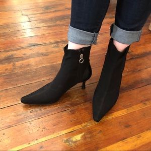 Donald J. Pliner Black bootie